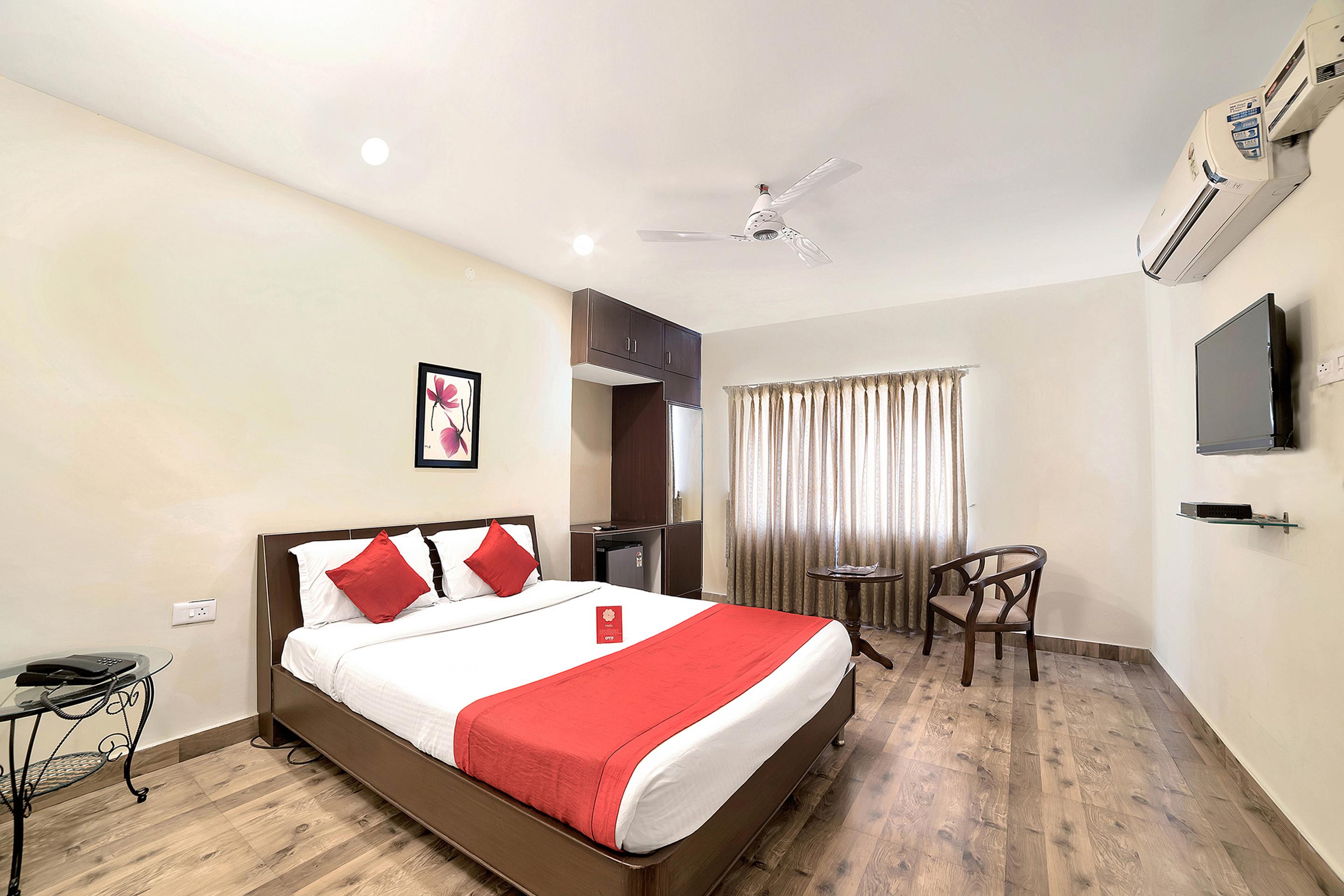היידראבד Oyo 674 Apartment Hotel Manar Luxury Suites מראה חיצוני תמונה