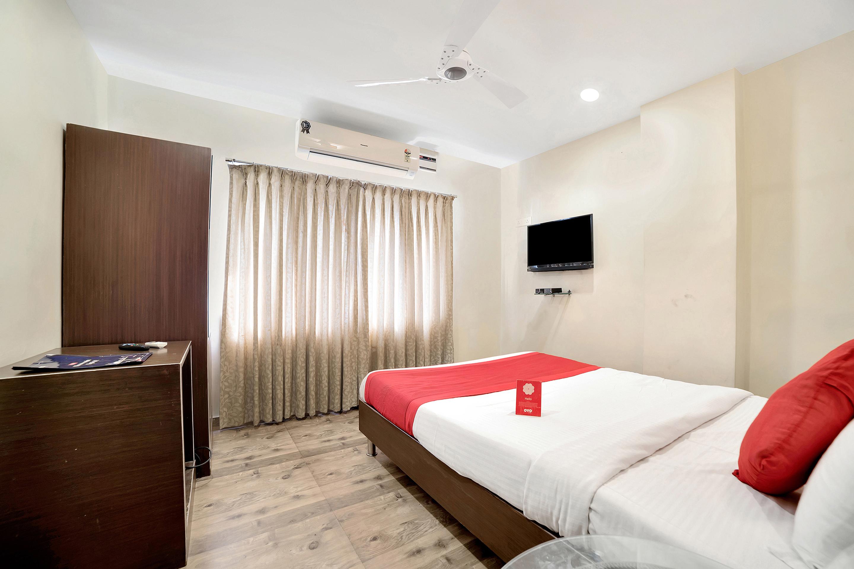 היידראבד Oyo 674 Apartment Hotel Manar Luxury Suites מראה חיצוני תמונה